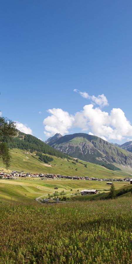Livigno in den italienischen Alpen Livigno in den italienischen Alpen