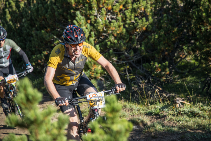 Giubilars da 10 ons. Die 10. Teilnahme am Bike-Marathon! Bild: Dominik Täuber.