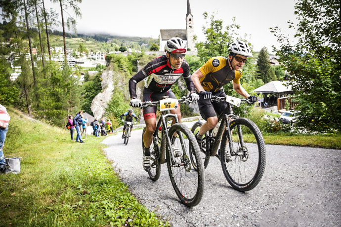 Giubilars da 10 ons. Die 10. Teilnahme am Bike-Marathon! Bild: Sportograf.