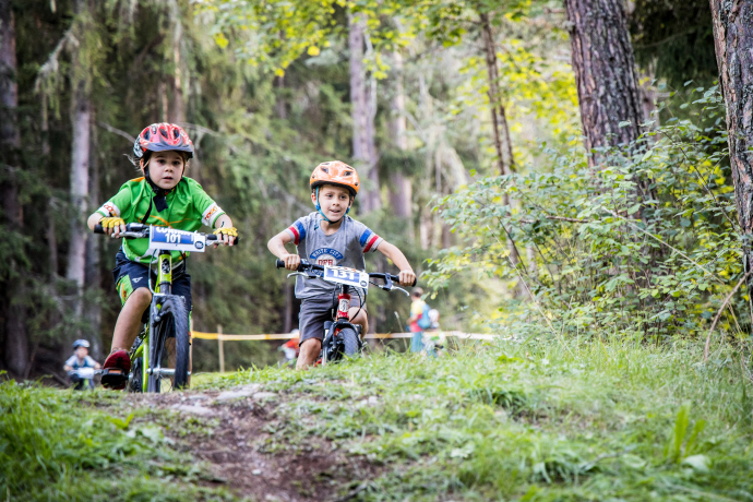 Das Kids Race bietet jede Menge Spaß auf einer spannenden Strecke. Bild: Dominik Täuber.