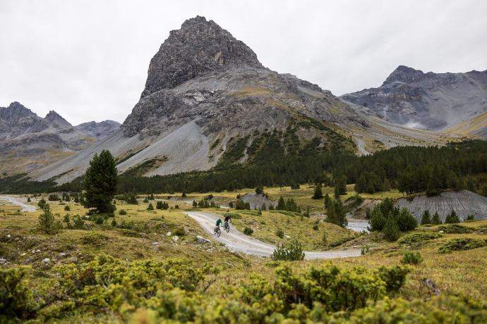 Durch das landschaftlich beeindruckende Val Mora. Bild: Dominik Täuber.
