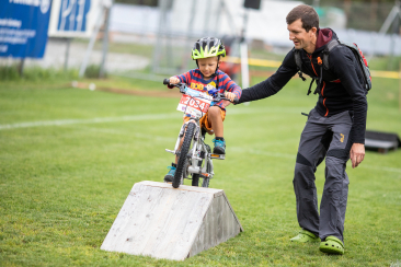Practice early! The fun course is also open for the little ones.