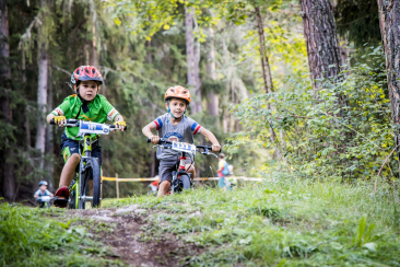 Das Kids Race bietet jede Menge Spaß auf einer spannenden Strecke. Bild: Dominik Täuber.
